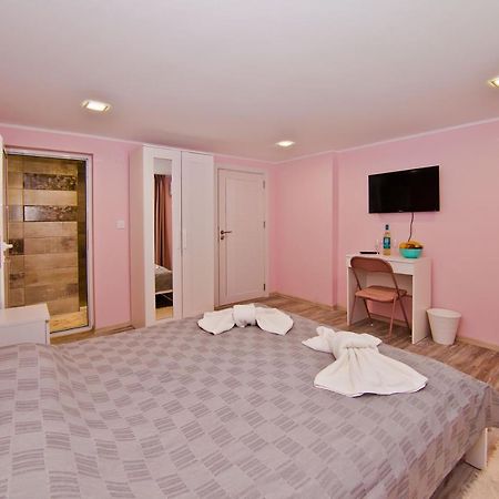 Guest House Stefan 발치크 외부 사진