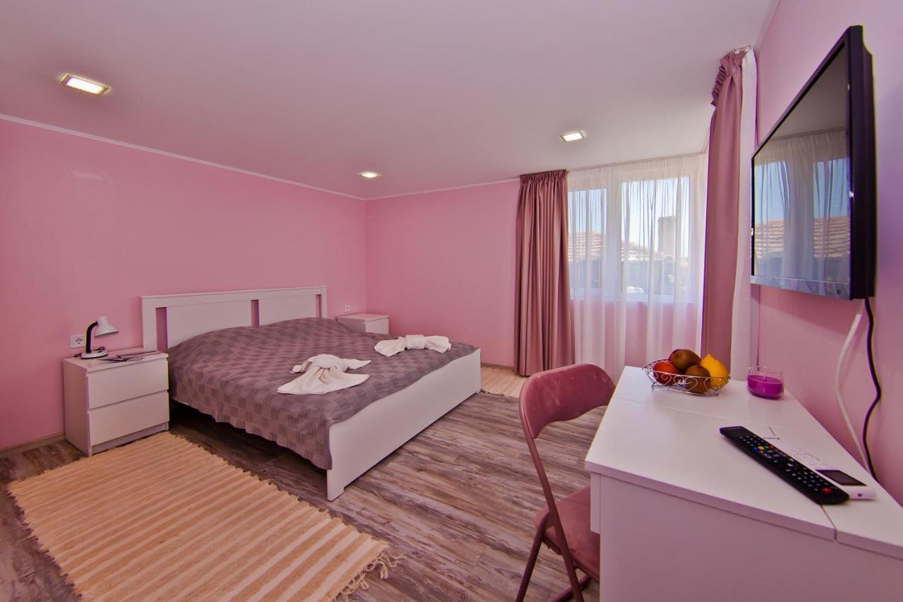 Guest House Stefan 발치크 외부 사진